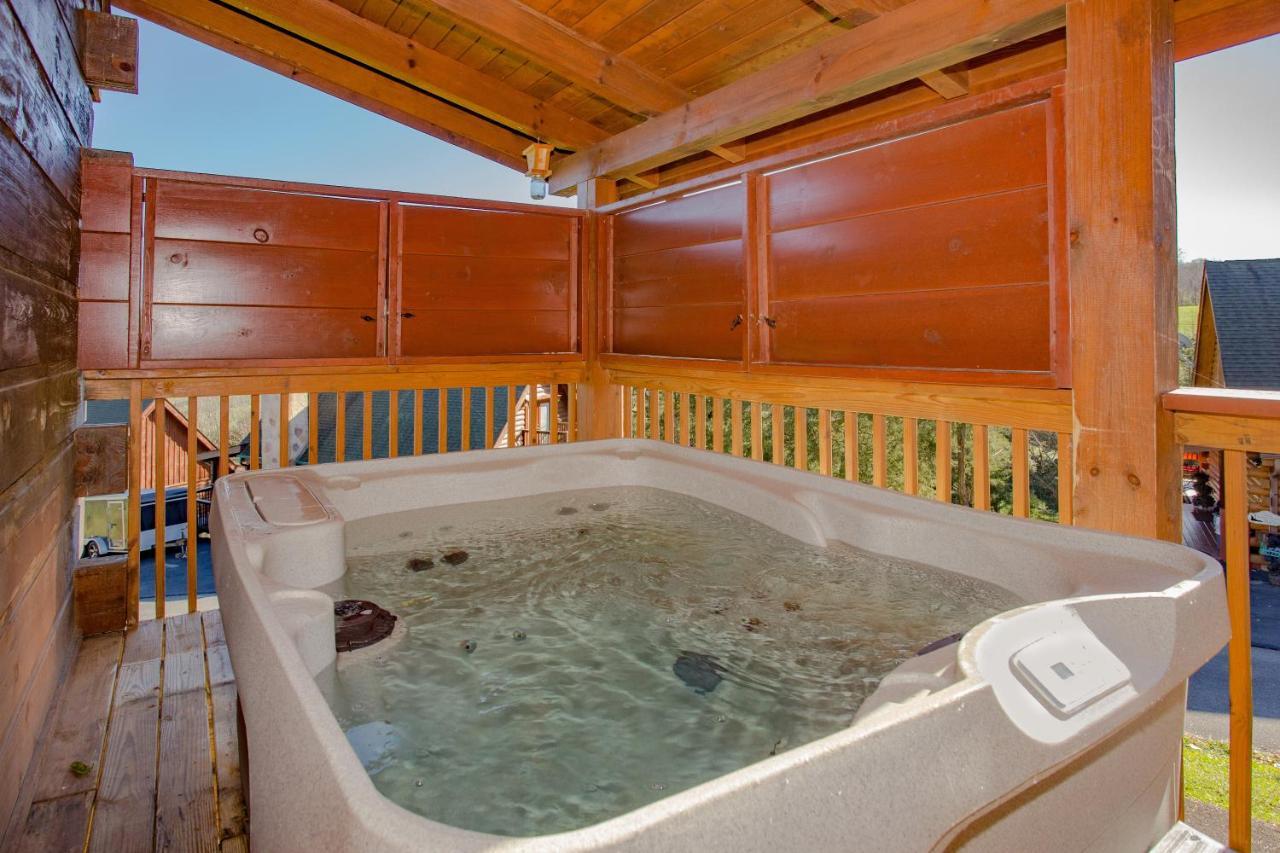 Highland Dream, Hot Tub, 1089 Free Tickets Each Paid Day, Dollywood And More セバービル エクステリア 写真