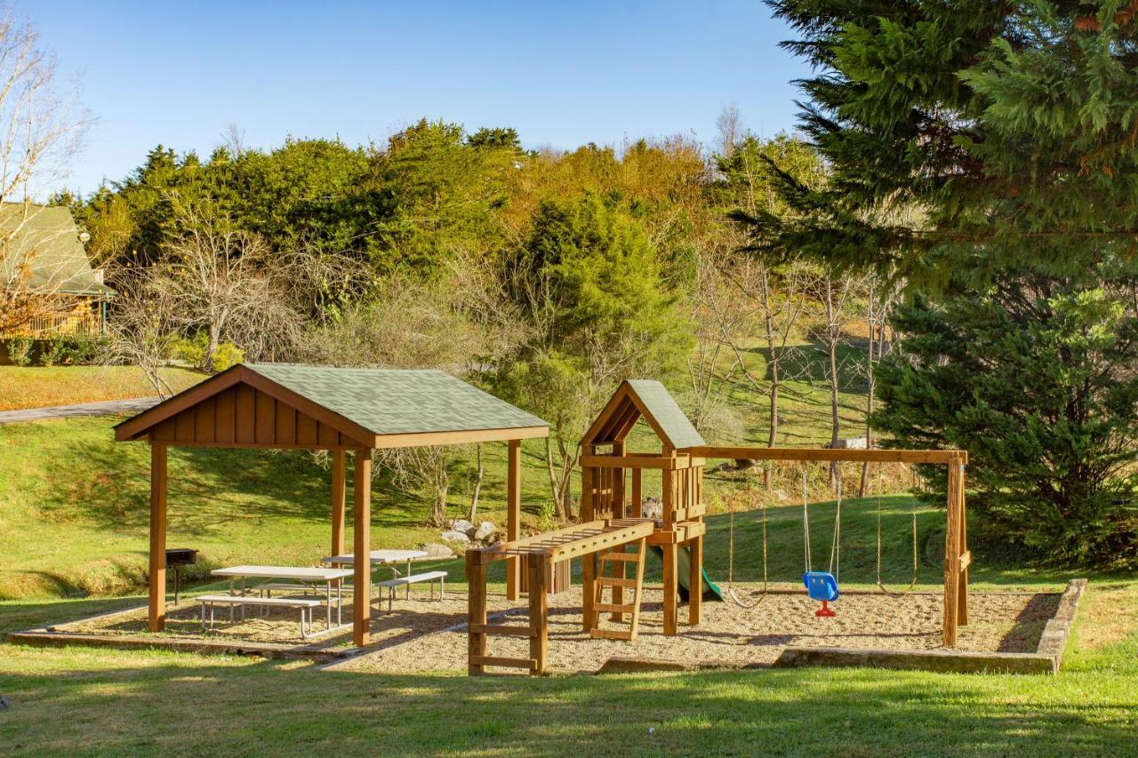 Highland Dream, Hot Tub, 1089 Free Tickets Each Paid Day, Dollywood And More セバービル エクステリア 写真